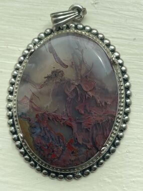 Acrylic Pendant Necklace metal Boarder